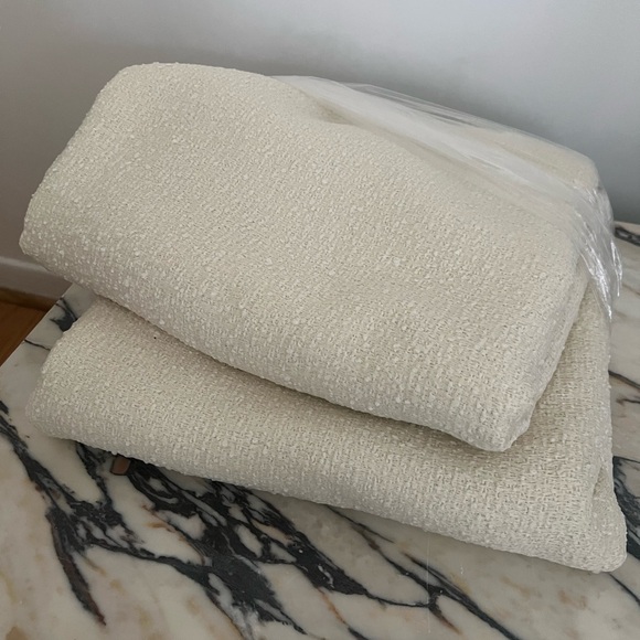 Boucle Fabric 2.5 Yards (Tonic Living) - Picture 2 of 3